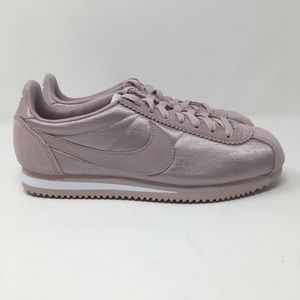 (F1928) Nike Classic Nylon Cortez New Size 8.5